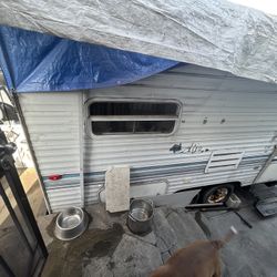 Home Trailer As Is.   2600$ 