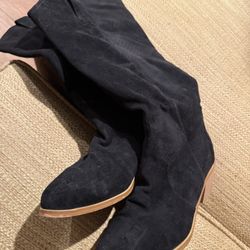 Boots Sz. 6