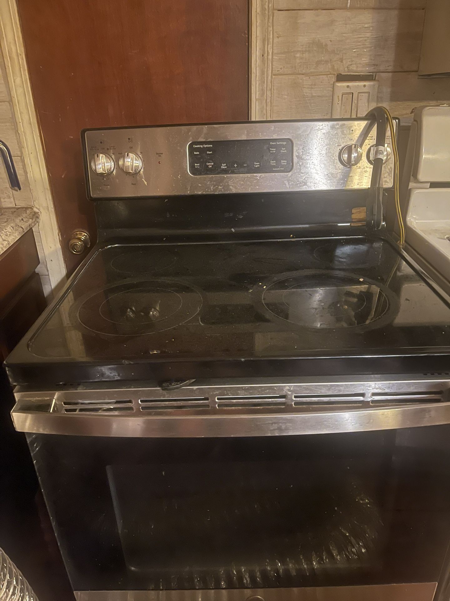 Used Intertek Electric Stove In Good Working Condition