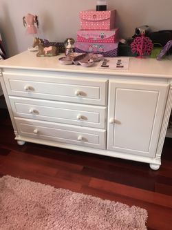 Bellini changing cheap table dresser