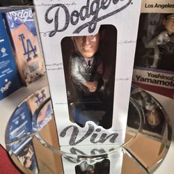 Dodger bobble le head
