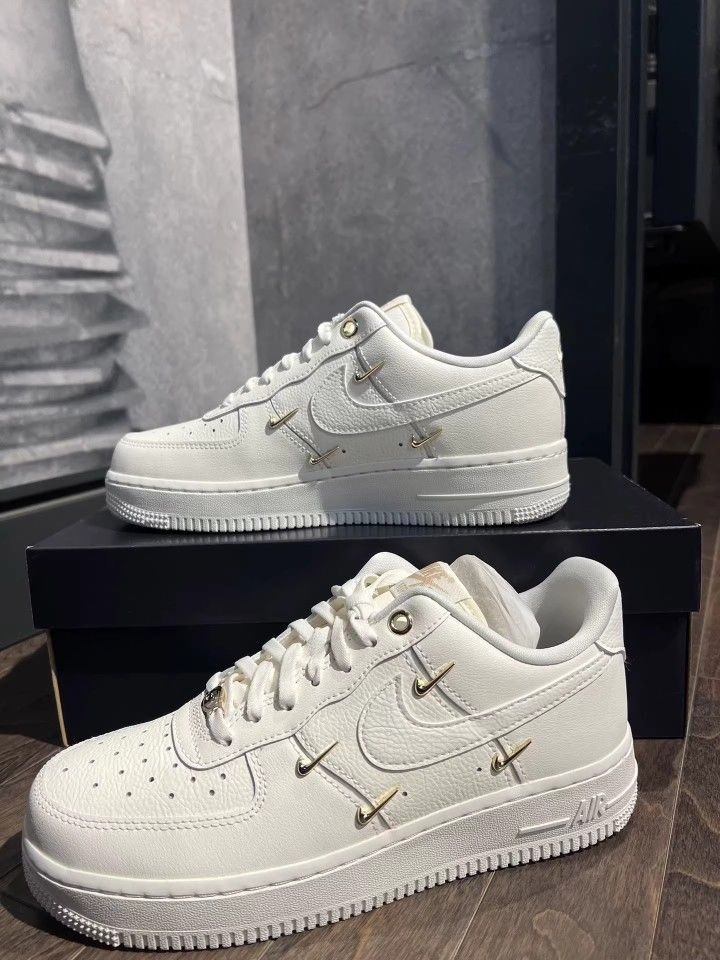Nike Air Force One Four Gold Hook