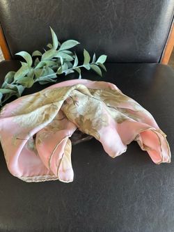 CARLISLE 100% Silk Peachy-Pink Floral Twill Technique 34" Scarf 1990s.