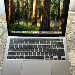 Apple Mack Book Pro 13 Inch M2 