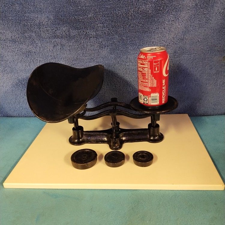 ANTIQUE CAST IRON BALANCE SCALES