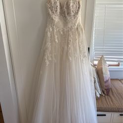 Badgley Mischka Designer Wedding Dress 