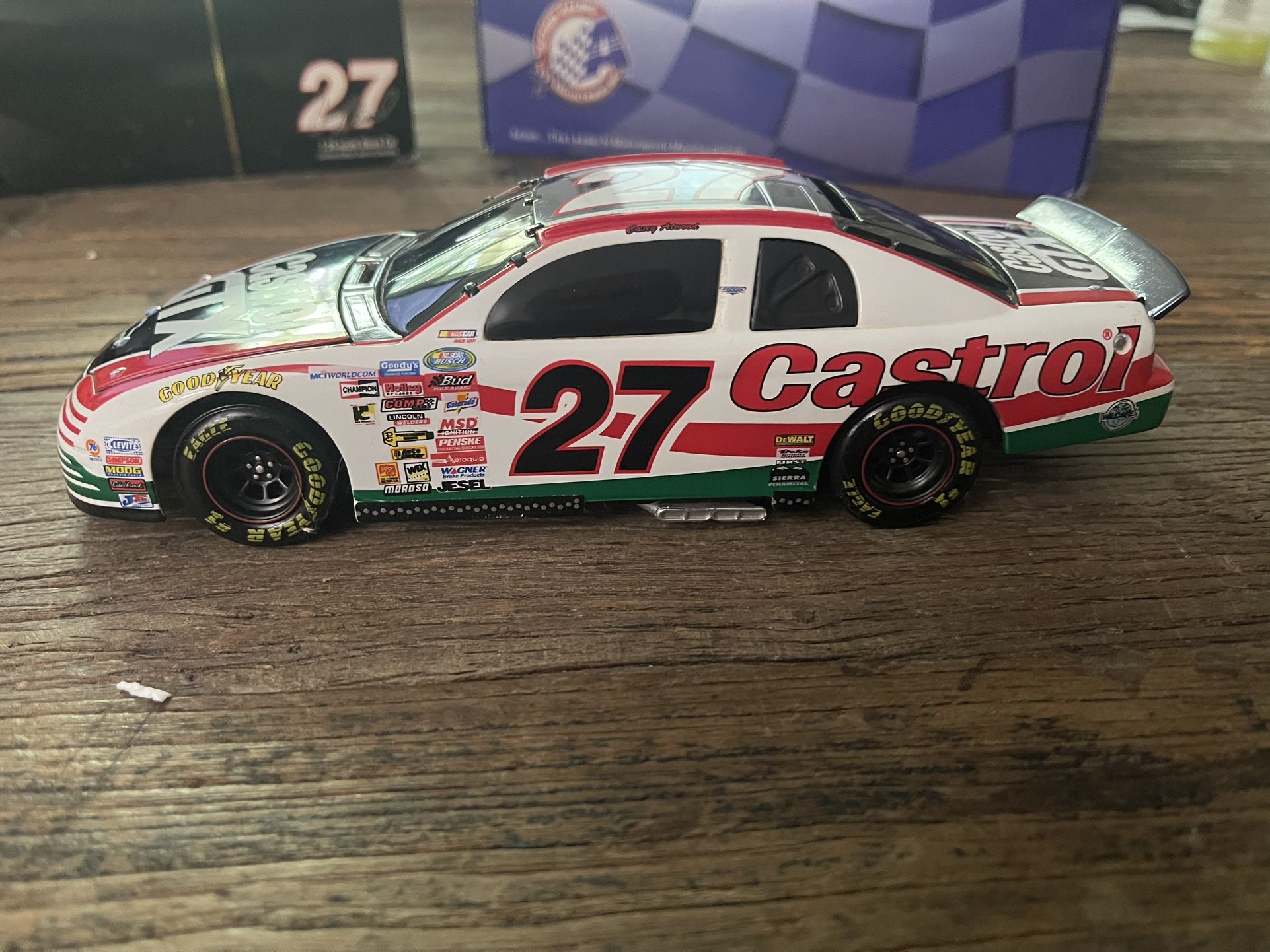 24 Casey Atwood. #27 castrol GTX. Last lap of the century. 1999 Monty Carlo. Bank