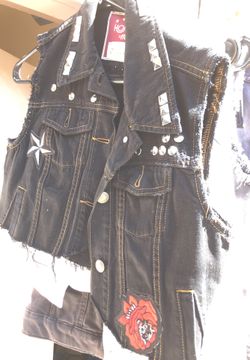 80’s denim vest with spikes