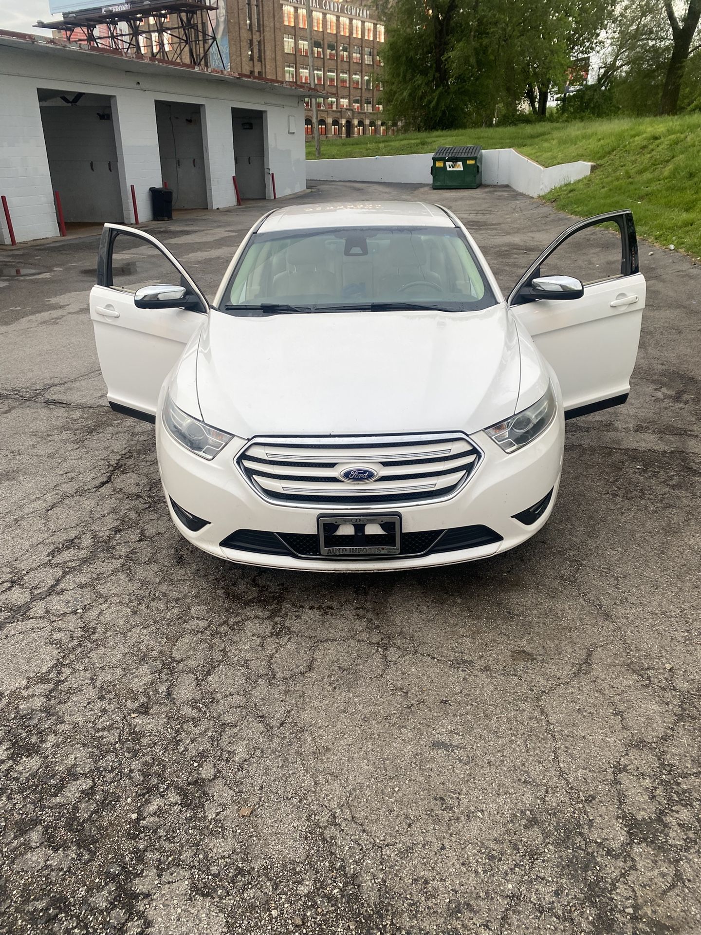 2015 Ford Taurus