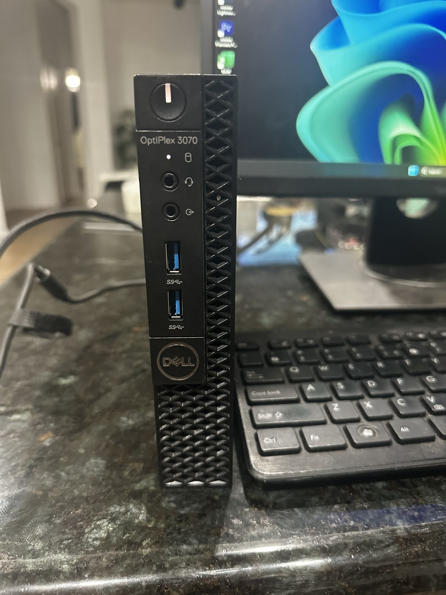 FAST PC LOADED with Software!