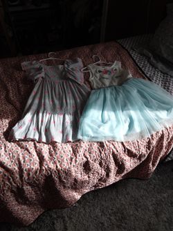 2 Vestidos Seminuevos