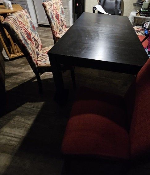 Ikea Dining Table W/extensions & 6 Chairs 