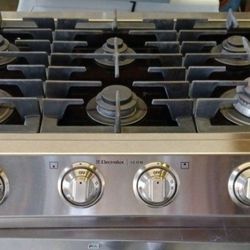 Electrolux ICON Gas Cooktop 36"