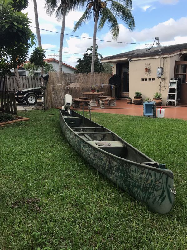 17’ Flat Back Herters Fiberglass Canoe! for Sale in Miami, FL OfferUp