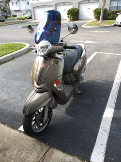 Kymco like 200i 2015 (50 aniversario)