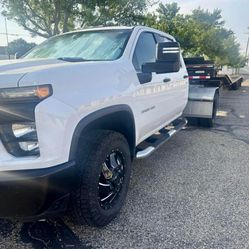 Cheverolet Silverado 3(contact info removed)