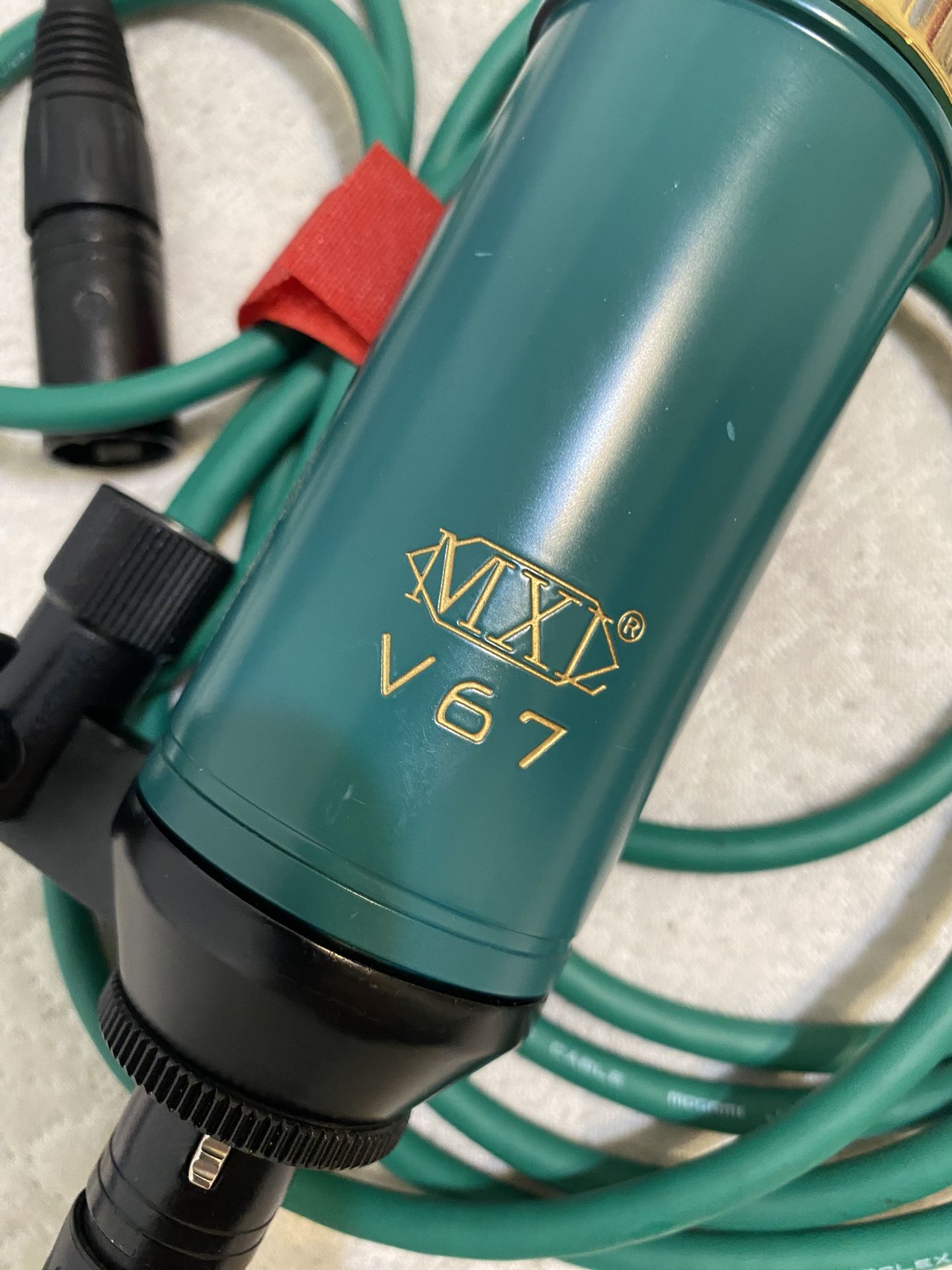 MXL V67 Stage Microphone