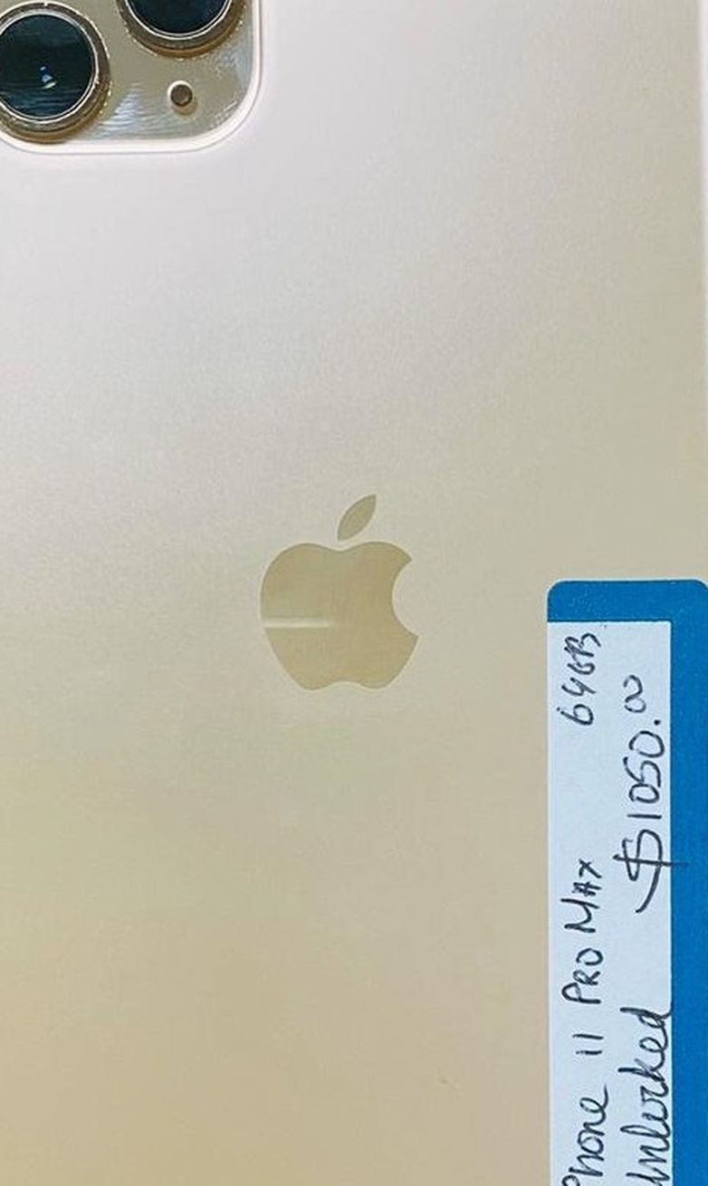 iPhone 11 Pro Max GOLD 64gb Tmobile Metro Att Cricket (Finance for $70 down, take home today)