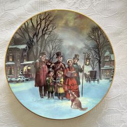 1991 "The Carollers" Vintage Collectors plate