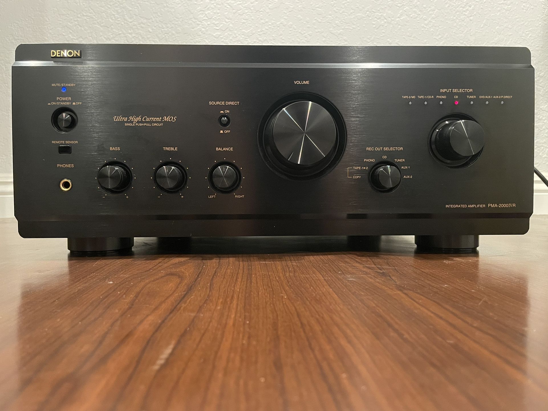 Denon PMA 2000IVR Stereo Integrated Amplifier Mint