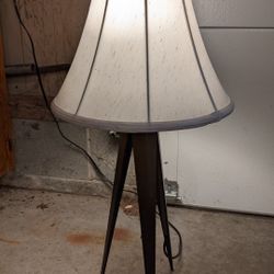 Tri Legged Table Lamp