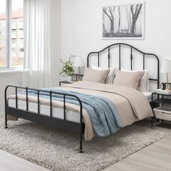 IKEA SAGSTUA Queen Bed Frame + LURÖY Slats