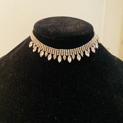 Vintage Choker Necklace 