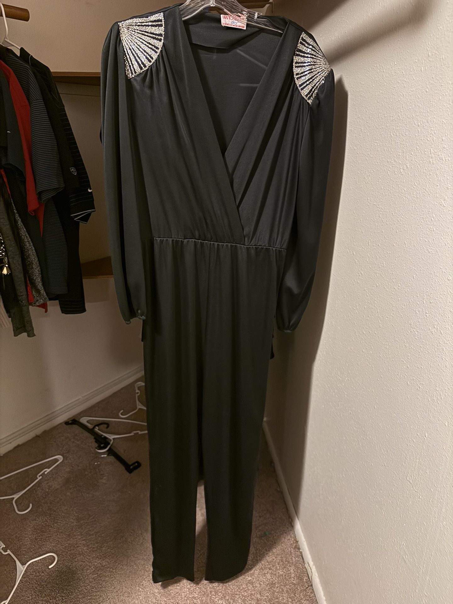 Woman’s Black Dress Jumper