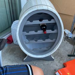 To put bottles of wine or what use of alcoholic beverages in good condition