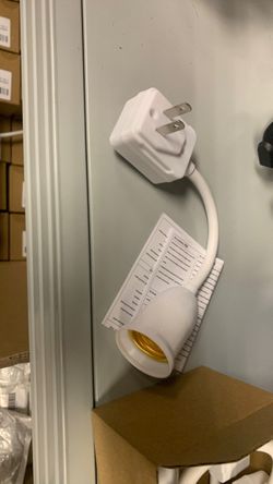 Plug-In Light Bulb Socket Adapter