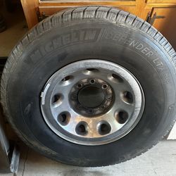 2001 Ford F250 wheels and tires