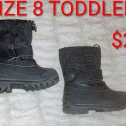 FIRM IN MERCED‼️KIDS SNOWBOOTS SIZE 8