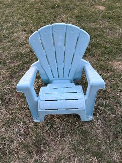 Kids plastic patio chair