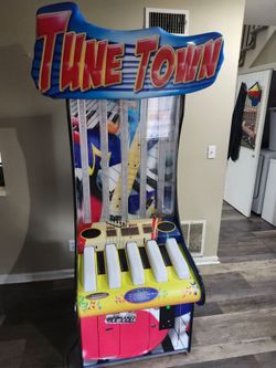 Tune Town by Bobs Space Racers
