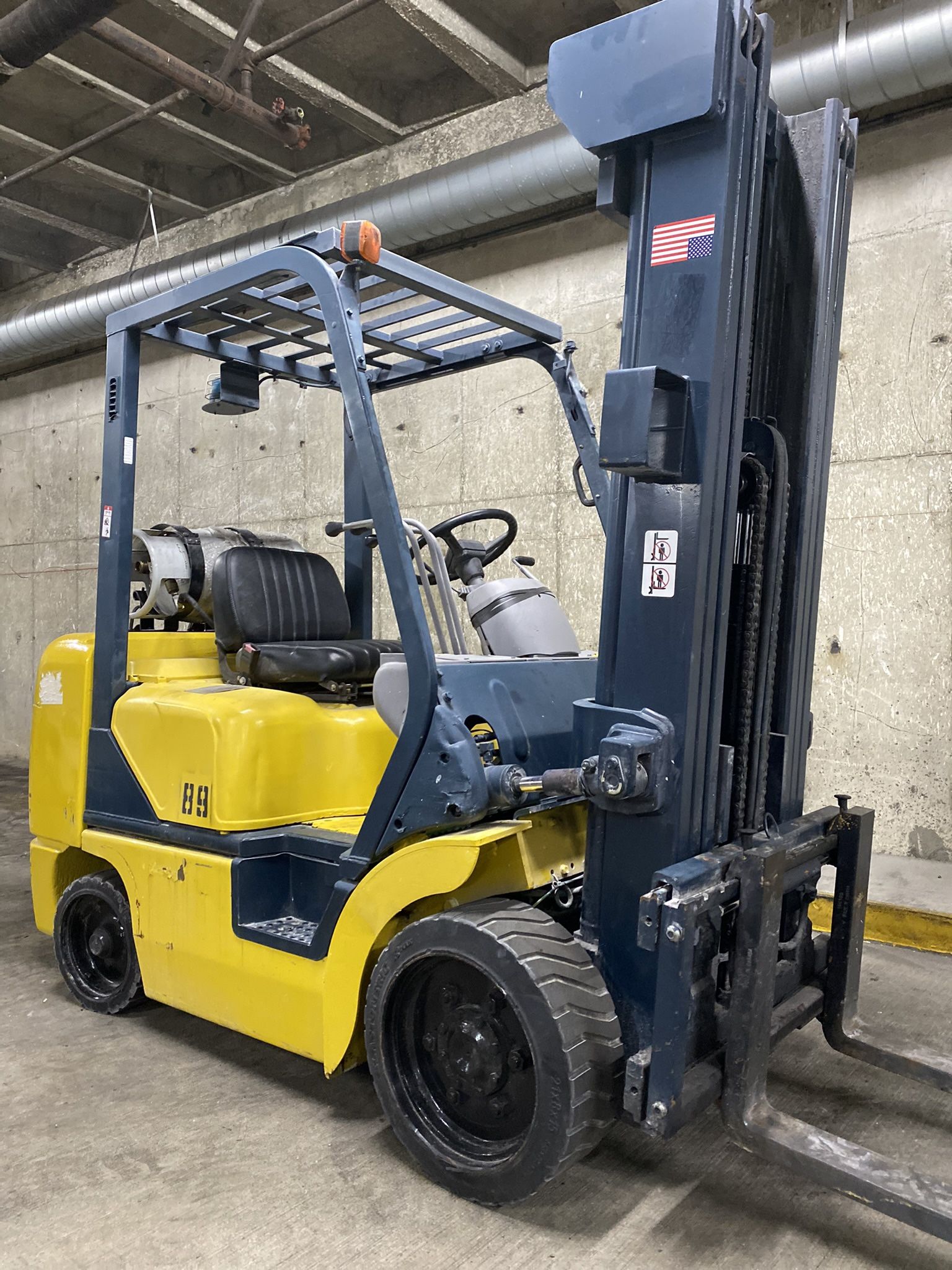 7000 lb KOMATSU forklift for sale