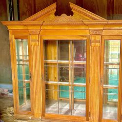 Dining Room Table chairs And Tall Standing China Cabinet 