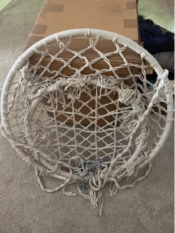 Swinging boho/macrame chair