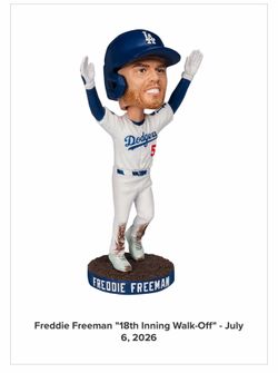 Freddy freeman bobble head July 6th game