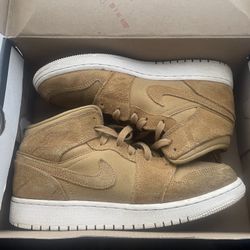 Jordan 1 Mid Golden Harvest Used Comes With Original Box 