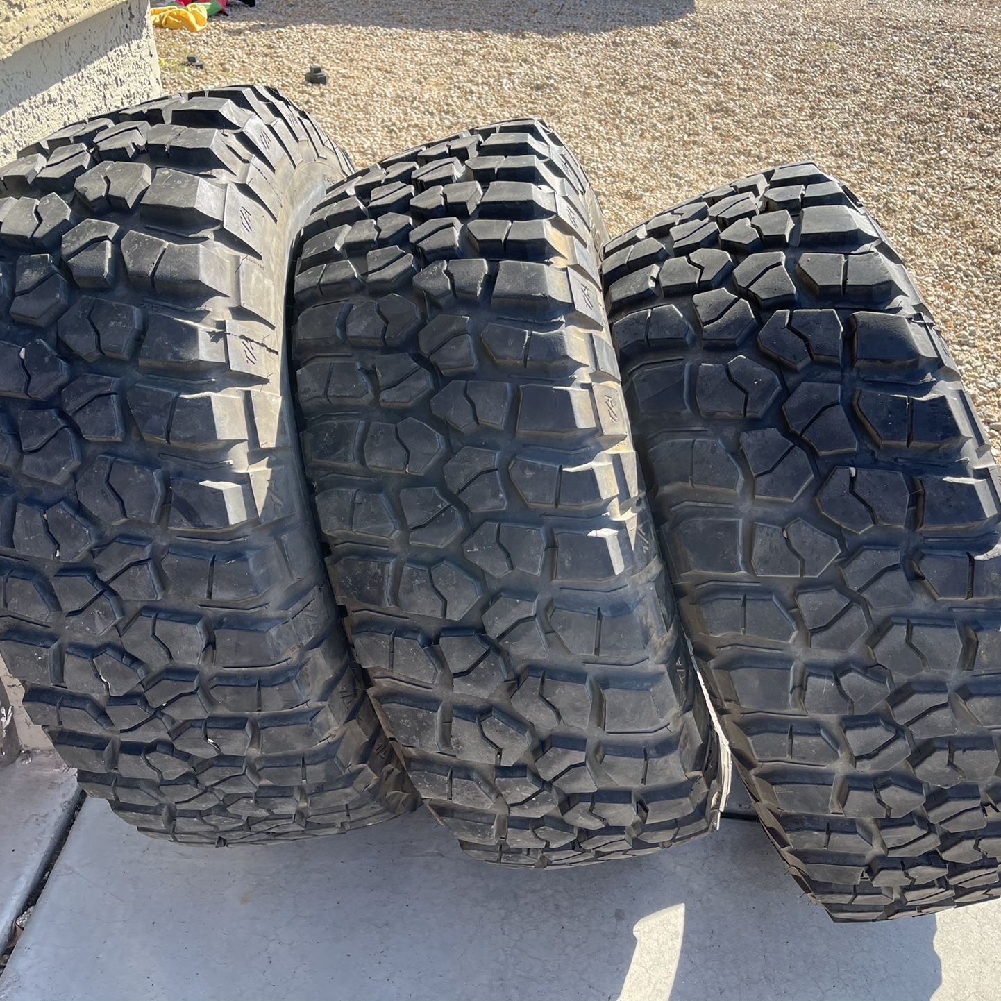 BFG KM2 35x12.50R18LT