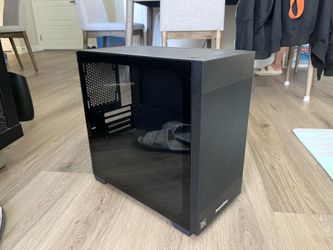 Lian li case + 650w gold psu