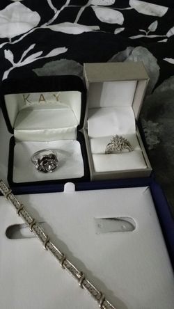 3 BEAUTIFUL PIECES OF .925 SILVER JEWELRY