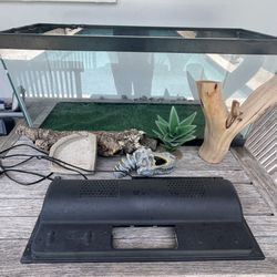 Fish And Reptile Tank