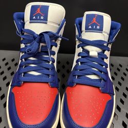 Jordan 1 Mid