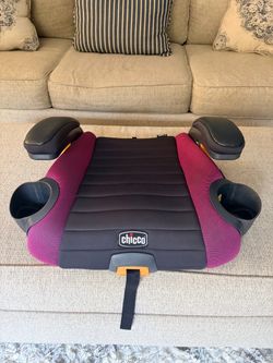 Chicco GoFit Booster Car Seat