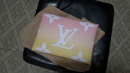 Louis Vuitton Pink Pouch(special Edition)