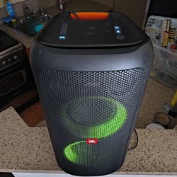 JBL PARTY BOX 100