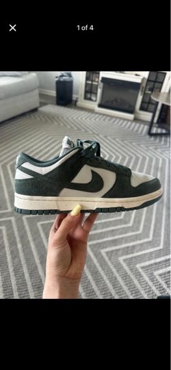 Nike dunk low 7.5 wmns
