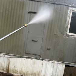 Pressure Washer Service 