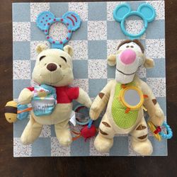 Disney Baby Winnie the Pooh Bear & Tigger On the Go Activity Plush Toy Rattle Plush